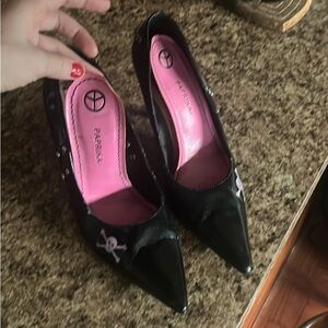 Scull Heels with chains